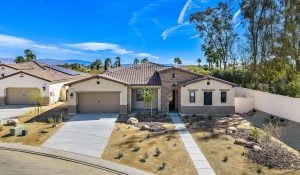 How To Buy and Sell Houses at the Same Time