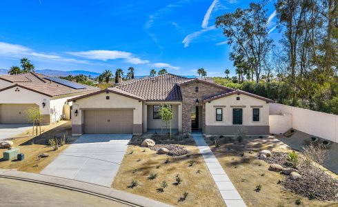 How To Buy and Sell Houses at the Same Time